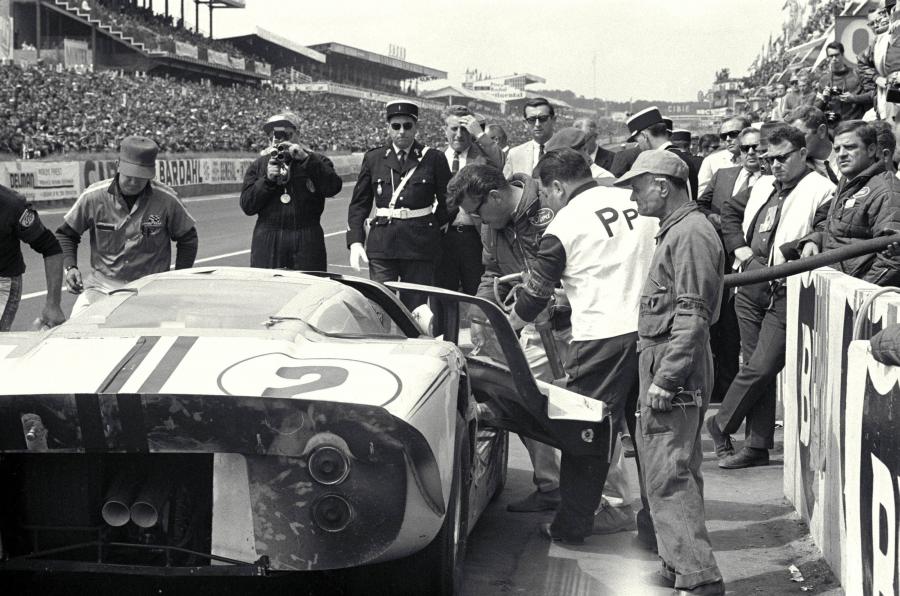  Ford GT40 (Mk IV) 1967 года  (фото 30 из 81)